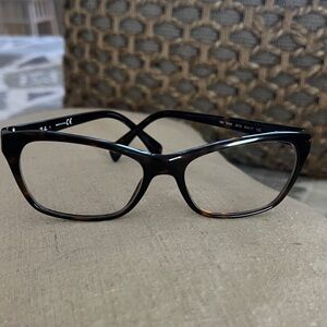 Stylish Tortoiseshell Glasses